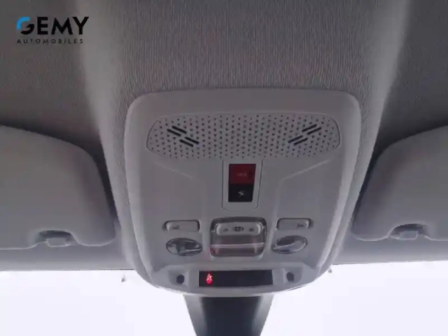 Peugeot 208 electrique 50 kwh 136ch — photo 39