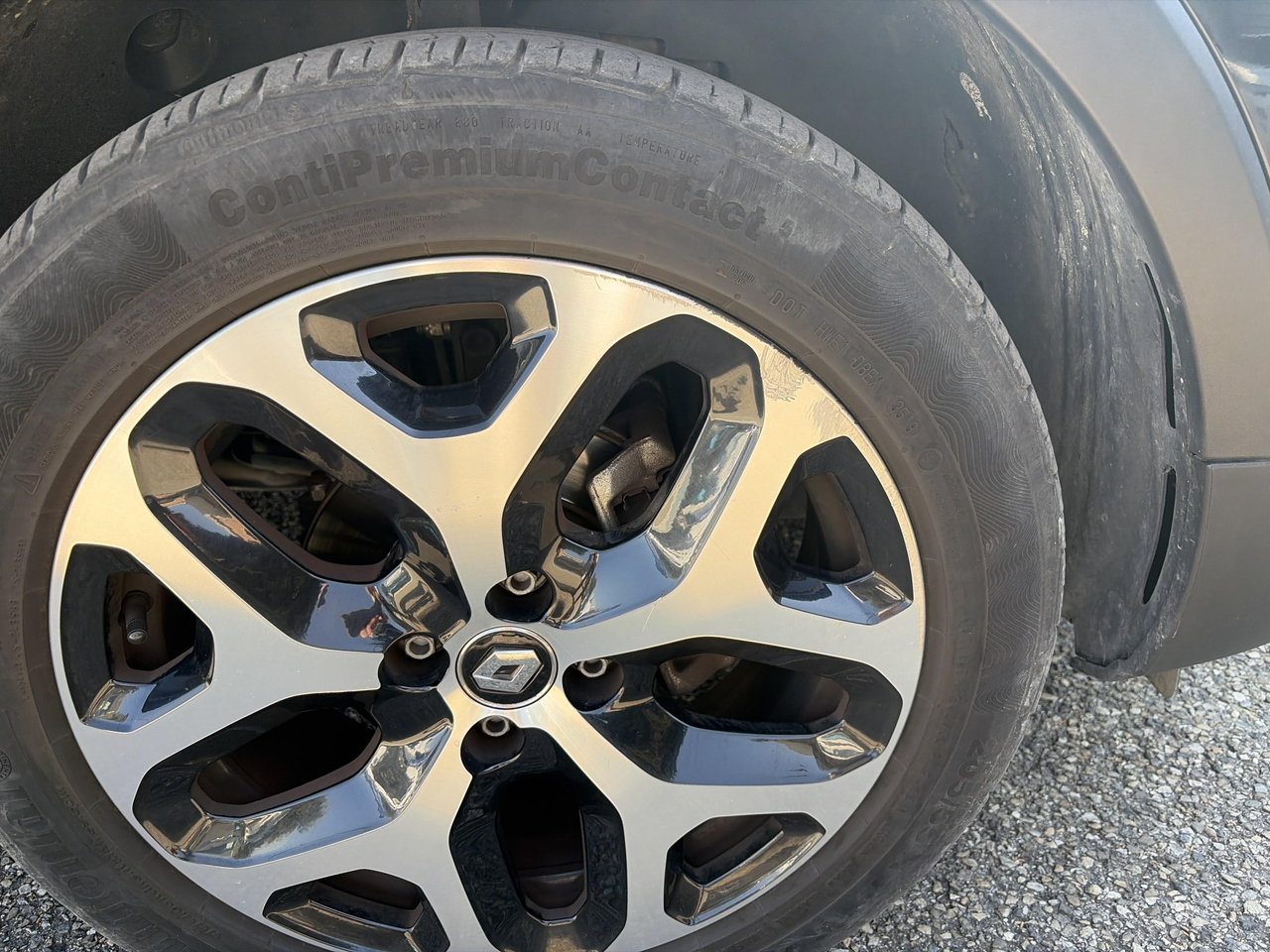 Renault Captur TCe 90 — photo 39