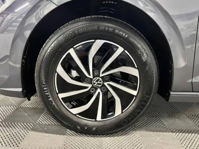 Volkswagen Polo 1.0 tsi 95 s&amp;s bvm5 — photo 6