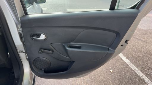 Dacia Sandero 1.0 SCe 75 - Urban Stepway – 2018 – 22107 km – Essence – Boîte Manuelle — photo 13