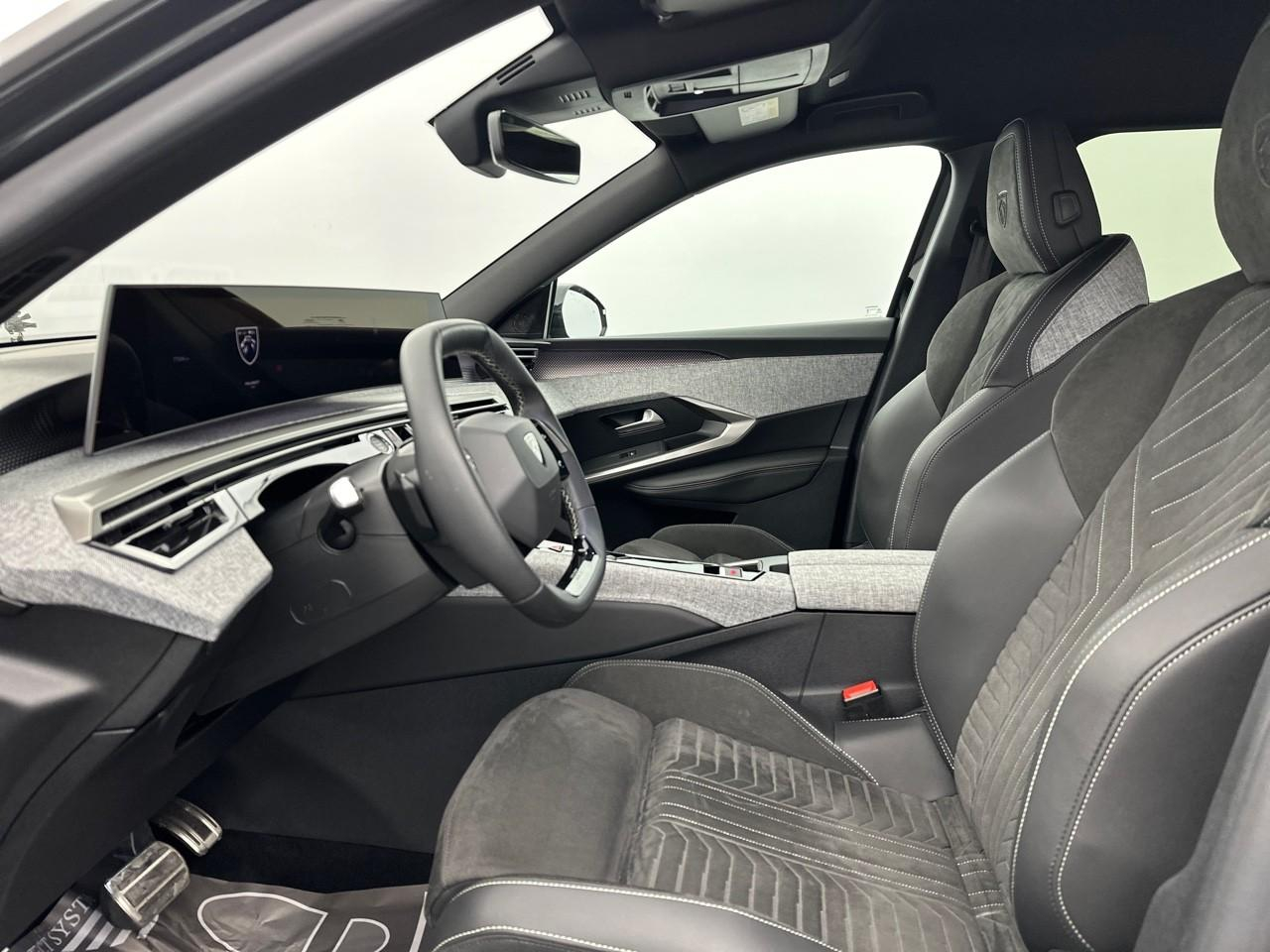Peugeot 5008 hybrid 145 ch e-dcs6 gt — photo 9