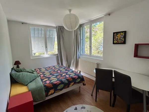 1 chambre dans petite coloc T3