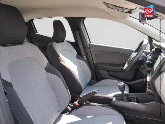Renault Clio 1.0 tce 90ch evolution — photo 5