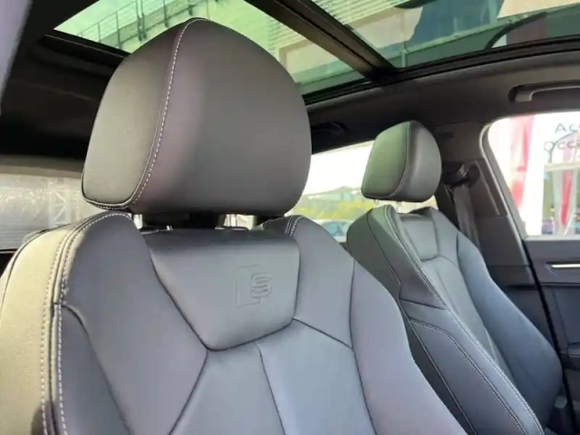 Audi Q3 35 tdi 150 ch s tronic 7 — photo 34