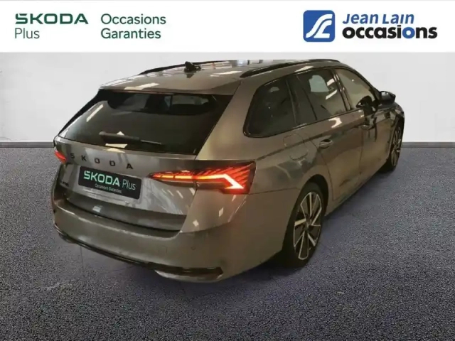Skoda Octavia combi 1.5 tsi hybrid 150 ch act dsg7 — photo 42