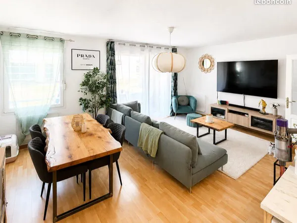 Appartement 3 pièces 58 m² - 2 chambres, terrasse & 2 parkings