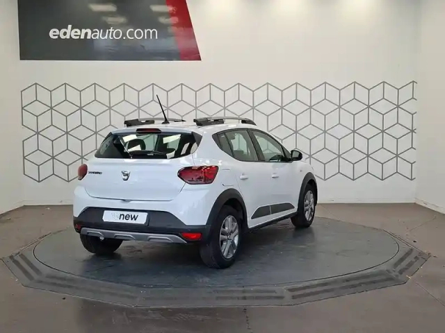 Dacia Sandero eco-g 100 — photo 2