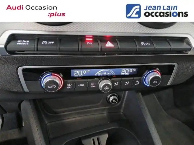 Audi Q2 35 tfsi 150 s tronic 7 — photo 14