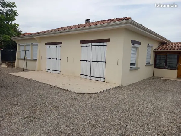 Maison de plein pied A VENDRE