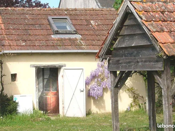 A louer maisonette proche de levet 18