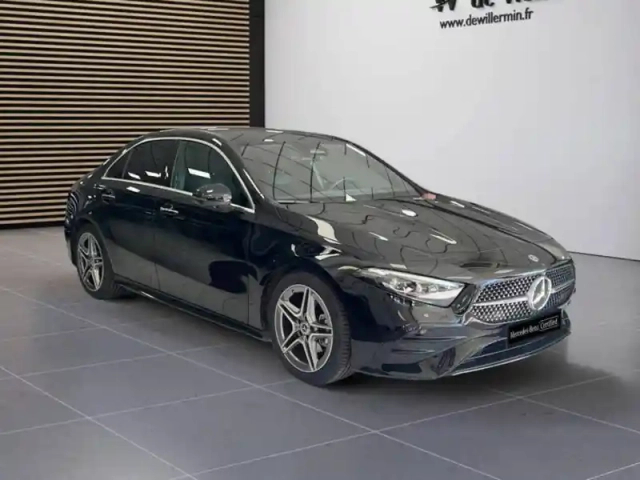 Mercedes Classe A 200 d berline amg line — photo 3