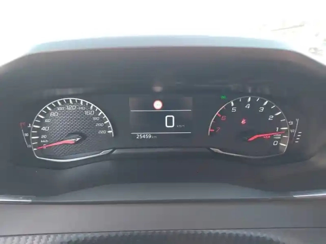 Peugeot 2008 bluehdi 110 s&amp;s bvm6 — photo 43