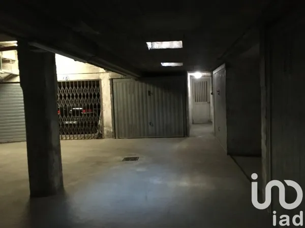 Parking 13 m²