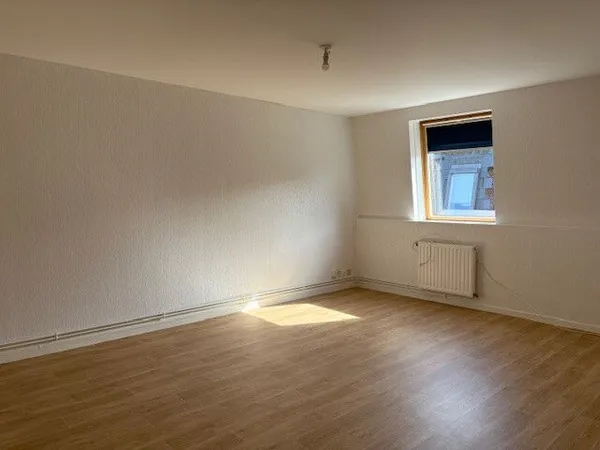 Leasing Appartement 2 pièces 56 m² La Châtre