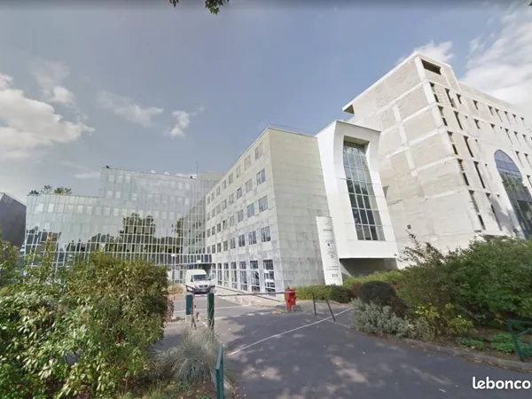 Bureaux 2 254 m²