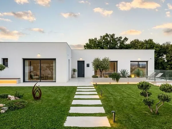Maison 5 pièces 154 m²