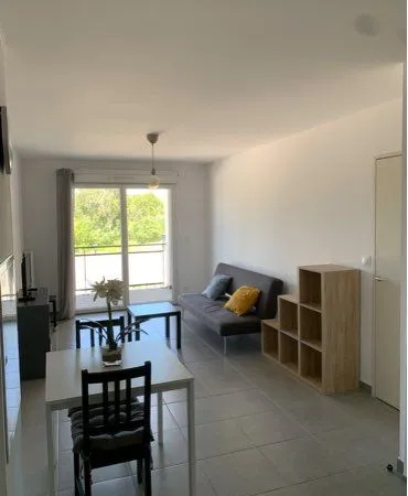 T2 43m2 + Terrasse 12m2 + parking sous-sol