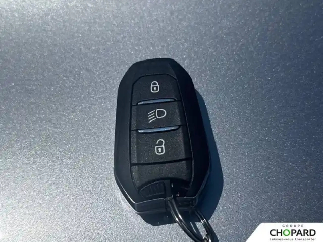 Peugeot 208 hybrid 110 e-dcs6 — photo 21