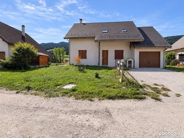 Superbe maison de 133 m2 avec vue dégagée sur la montagne