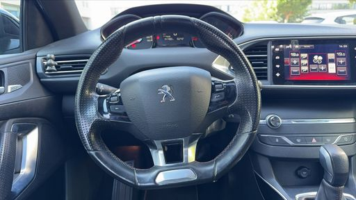 Peugeot 308 SW 2.0 BlueHDi 150 EAT6 - GT Line – 2016 – 141482 km – Diesel – Boîte Automatique — photo 59