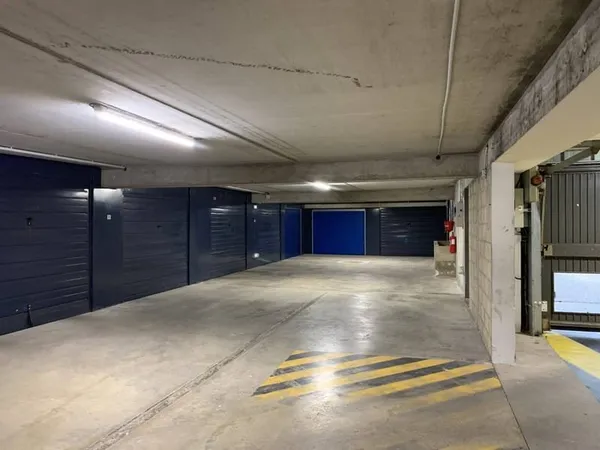 Parking 15 m²