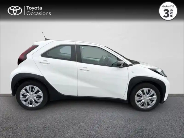 Toyota Aygo X 1.0 vvt-i 72ch dynamic my23 — photo 4