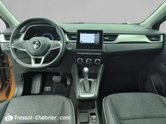 Renault Captur blue dci 115 edc intens — photo 6