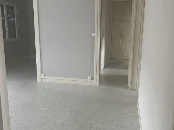 GISORS - T5 de 77 m²