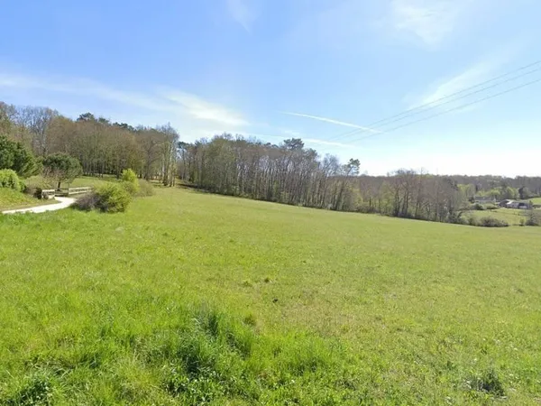 Terrain 3000 m²
