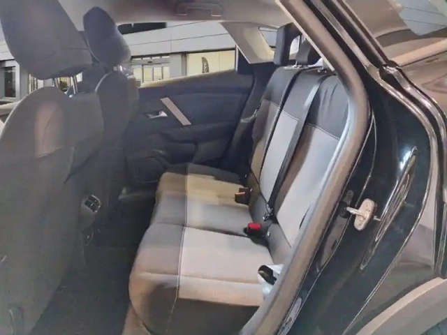 Citroën C4 x hybride 136 ch e-dcs6 plus — photo 23