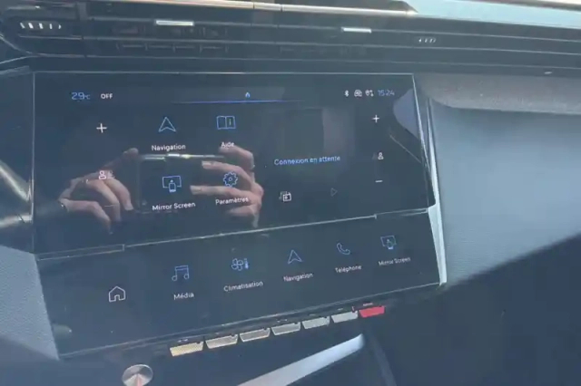 Peugeot 308 sw puretech 130ch s&amp;s bvm6 — photo 16