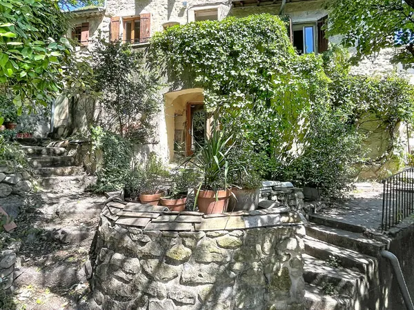Ensemble immobilier Cruas 7 pièce(s) 166 m2
