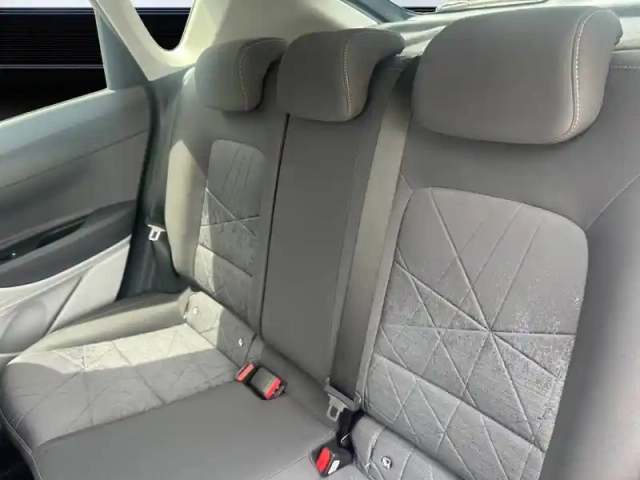 Hyundai Bayon 1.0 t-gdi 100 hybrid 48v — photo 30