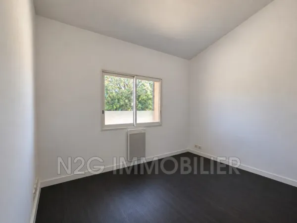 Local 1 pièce 17 m²