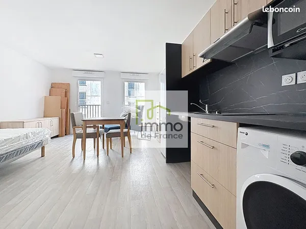 Studio 1 pièce 30 m²