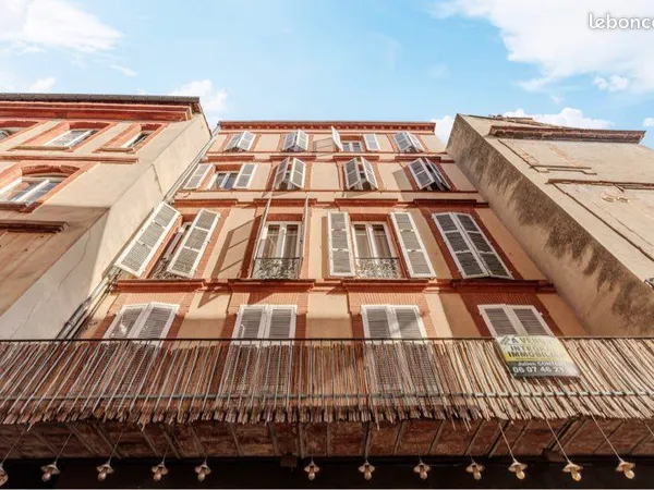 T4 Duplex avec cachet - Toulouse Carmes/Saint-Etienne