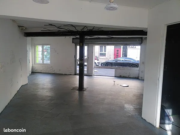 Local commercial 55 m2 quartier St Vincent 69 rue du Président Wilson, en face d'interflora
