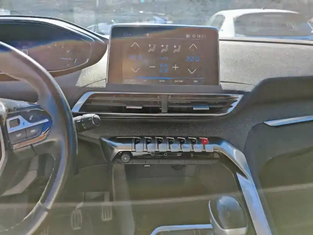 Peugeot 5008 puretech 130ch s&amp;s bvm6 — photo 7