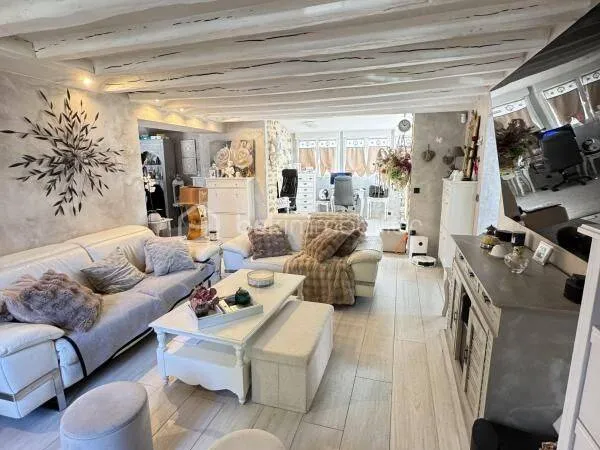 Maison 6 pièces 146 m²