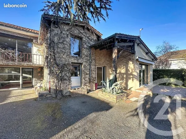 Maison 7 pièces 180 m²