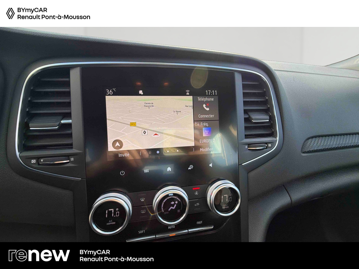 Renault Mégane IV Berline TCe 115 FAP — photo 16