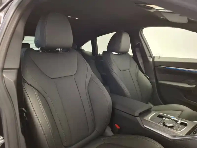 Bmw I4 edrive40 — photo 9