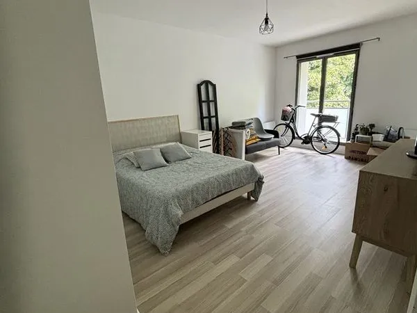 Studio 1 pièce 30 m²