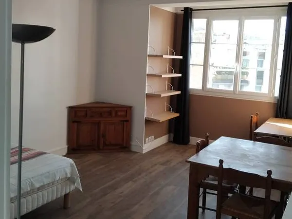 Appartement 1 pièce 33 m²