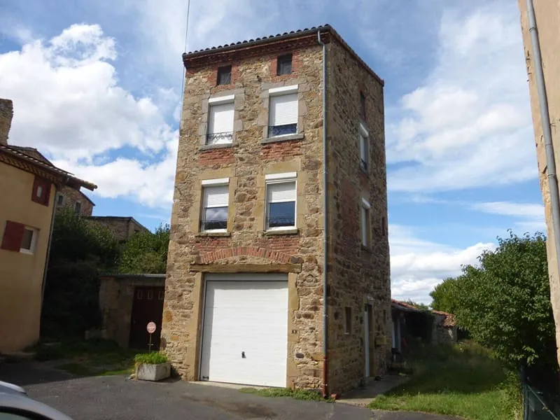Photo 1
