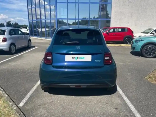 Fiat 500 e 118ch pack confort &amp; style my23 — photo 5