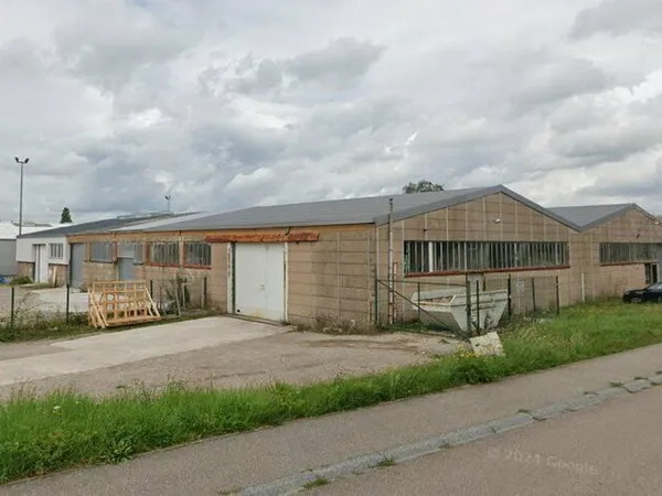 Local d'activité 400 m²