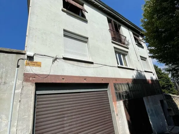 Immeuble de 4 lots avec des locataires