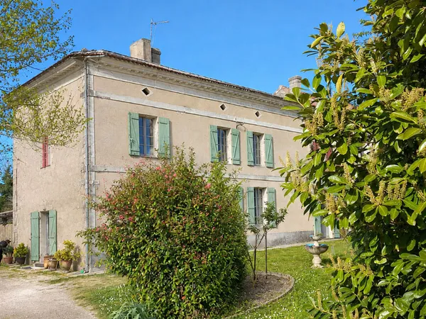 Maison 5 pièces 160 m²