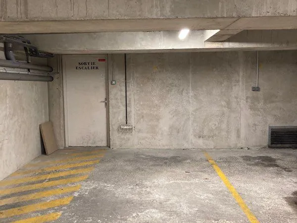 Parking Rue des Lyonnais 75005